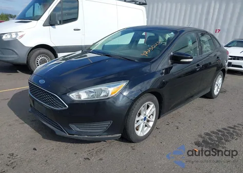 2017 Ford Focus Se z USA, uszkodzony, nr VIN 1FADP3F21HL218021